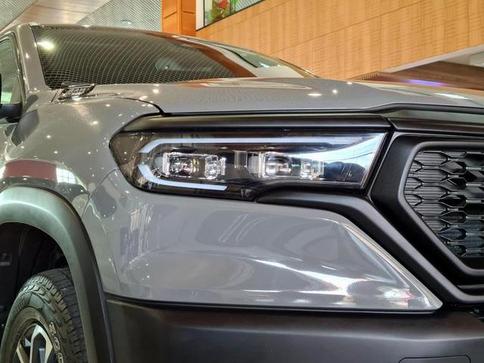 RAM RAMPAGE REBEL 2.0 TB CD 4X4 DIESEL AUT.