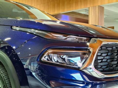 FIAT TORO RANCH AT9 4X4