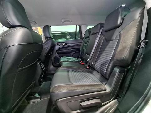 JEEP COMMANDER LIMITED TD380 4X4 TURBO DIESEL