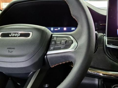 JEEP COMMANDER LIMITED TD380 4X4 TURBO DIESEL