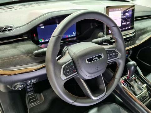 JEEP COMMANDER LIMITED TD380 4X4 TURBO DIESEL