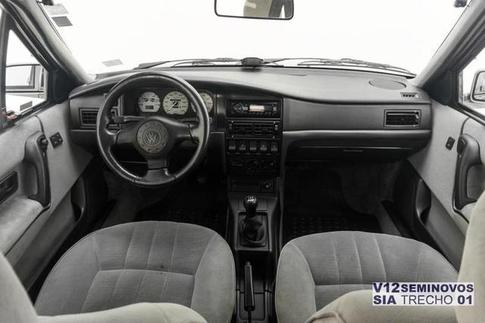 VOLKSWAGEN SANTANA 2.0 MI EXCLUSIV 8V GASOLINA 4P MANUAL