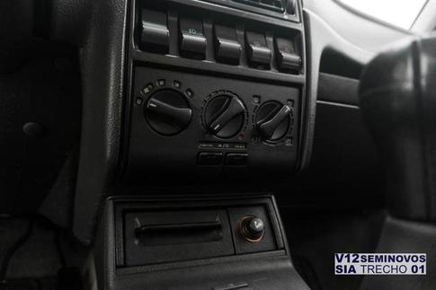 VOLKSWAGEN SANTANA 2.0 MI EXCLUSIV 8V GASOLINA 4P MANUAL