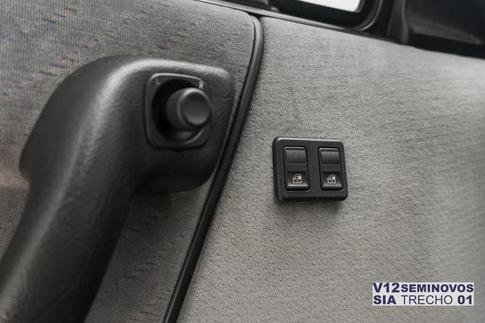 VOLKSWAGEN SANTANA 2.0 MI EXCLUSIV 8V GASOLINA 4P MANUAL