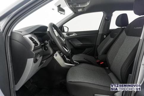 VOLKSWAGEN T-CROSS 1.0 200 TSI TOTAL FLEX AUTOM�TICO