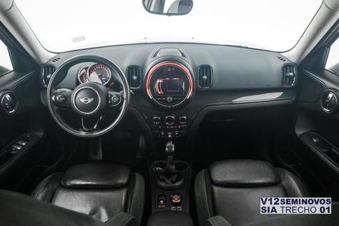 MINI COUNTRYMAN 1.5 12V TWINPOWER TURBO GASOLINA COOPER STEPTRONIC