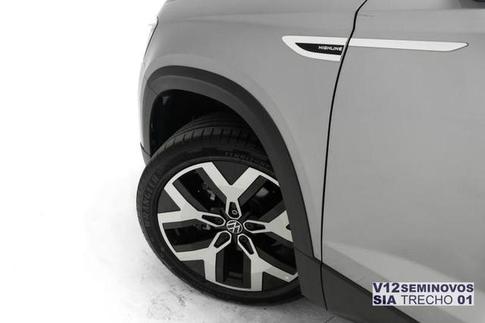 VOLKSWAGEN TAOS 1.4 250 TSI TOTAL FLEX HIGHLINE AUTOM�TICO