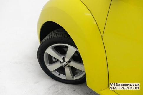 VOLKSWAGEN NEW BEETLE 2.0 MI 8V GASOLINA 2P AUTOM�TICO