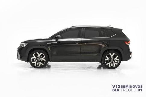 VOLKSWAGEN TAOS 1.4 250 TSI TOTAL FLEX HIGHLINE AUTOM�TICO