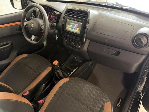 RENAULT KWID 1.0 12V SCE FLEX OUTSIDER MANUAL