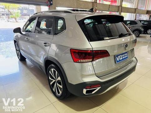 VOLKSWAGEN TAOS 1.4 250 TSI TOTAL FLEX HIGHLINE AUTOM�TICO