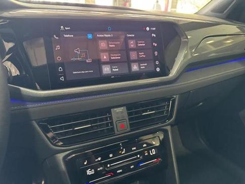 VOLKSWAGEN TAOS 1.4 250 TSI TOTAL FLEX HIGHLINE AUTOM�TICO