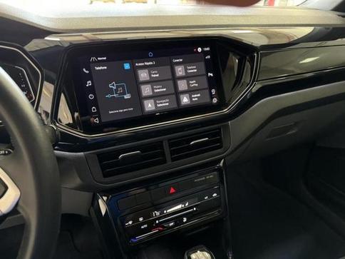 VOLKSWAGEN T-CROSS 1.0 200 TSI TOTAL FLEX COMFORTLINE AUTOM�TICO