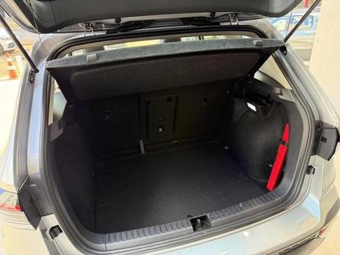 VOLKSWAGEN TAOS 1.4 250 TSI TOTAL FLEX HIGHLINE AUTOM�TICO