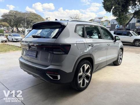 VOLKSWAGEN TAOS 1.4 250 TSI TOTAL FLEX HIGHLINE AUTOM�TICO