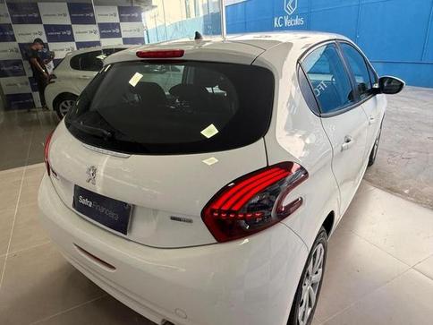 PEUGEOT 208 ACTIVE MT