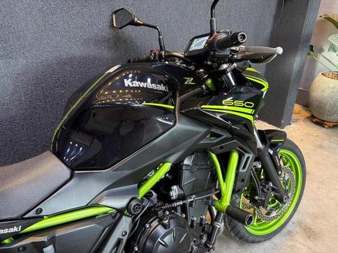KAWASAKI KAWASAKZ650