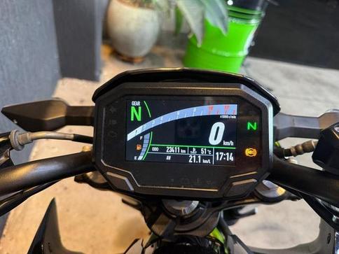 KAWASAKI KAWASAKZ650