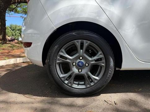 FORD FIESTA HA 1.6L SE