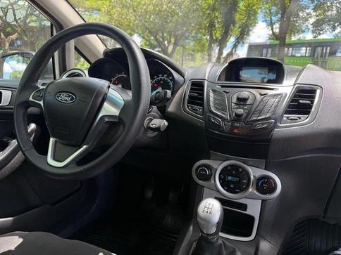 FORD FIESTA HA 1.6L SE
