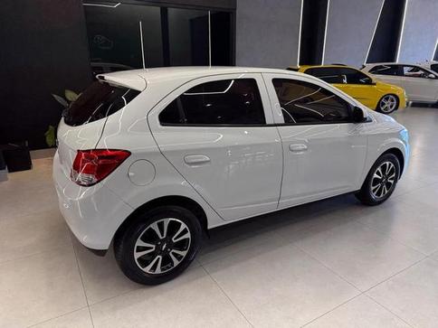 CHEVROLET ONIX 10MT JOYE