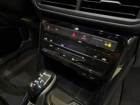 VOLKSWAGEN T CROSS CL TSI