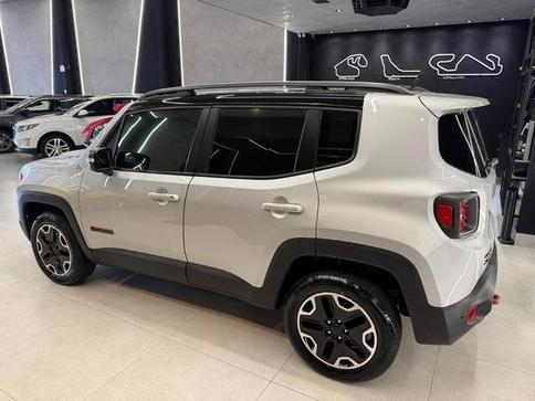 JEEP RENEGADE THAWK AT D