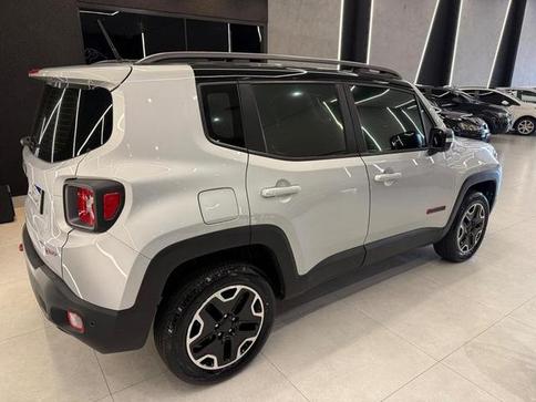 JEEP RENEGADE THAWK AT D