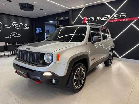 JEEP RENEGADE THAWK AT D