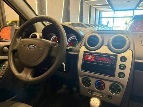 FORD FIESTA 1.6 FLEX