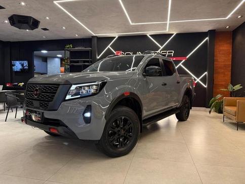 NISSAN FRONTIER PRO4X