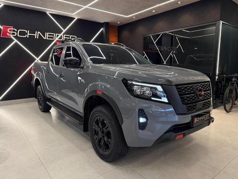 NISSAN FRONTIER PRO4X