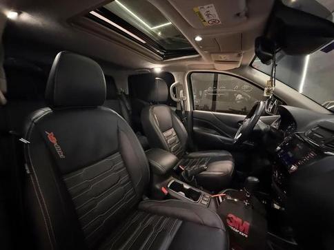 NISSAN FRONTIER PRO4X