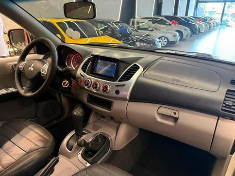 MITSUBISHI L200 TRITON 3.2 D