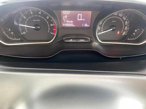 PEUGEOT 208 GRIFFE