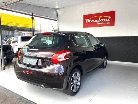PEUGEOT 208 GRIFFE