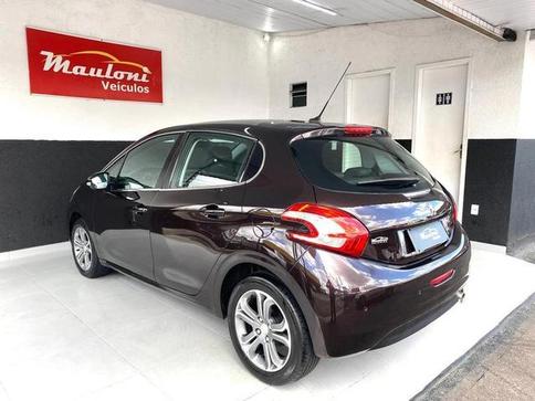 PEUGEOT 208 GRIFFE