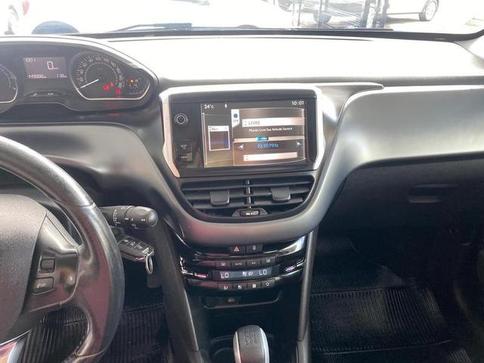 PEUGEOT 208 GRIFFE