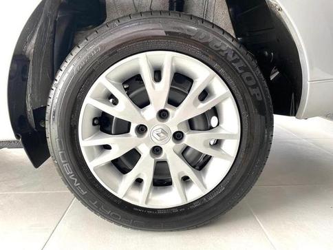 RENAULT LOGAN ZEN10MT