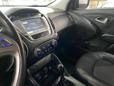 HYUNDAI IX35 2.0