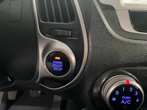 HYUNDAI IX35 2.0
