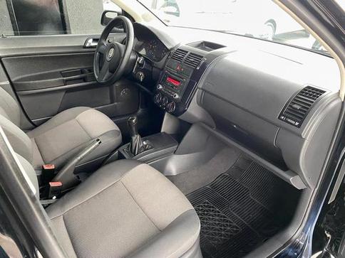 VOLKSWAGEN POLO 1.6