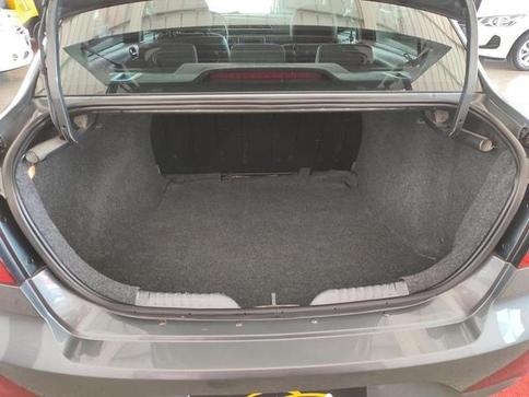 VOLKSWAGEN VOYAGE MPI