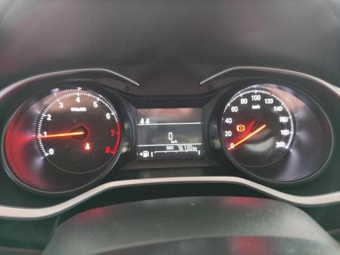 CHEVROLET ONIX PLUS 10MT LT2