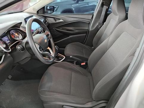 CHEVROLET ONIX PLUS 10MT LT2