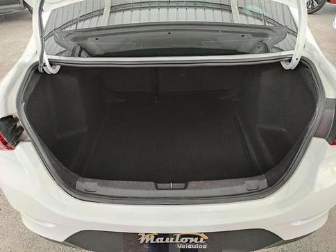 CHEVROLET ONIX PLUS 10MT LT2