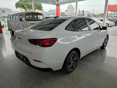 CHEVROLET ONIX PLUS 10MT LT2