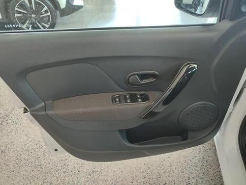 RENAULT LOGAN ZEN10MT