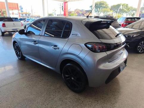 PEUGEOT 208 STYLE MT