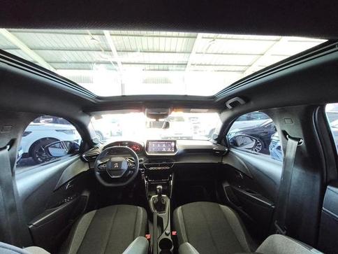 PEUGEOT 208 STYLE MT